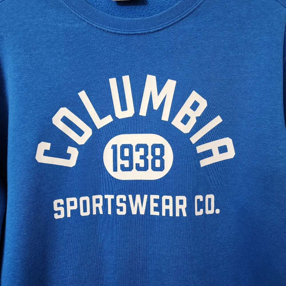 WOMEN  Columbia Blue Crewneck Sweater with Collegiate Logo. EXCELLENT CONDITION - Picture 6 of 7